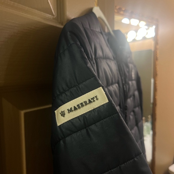 Women's Masersti Navy Puffer Jacket - Picture 4 of 5